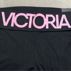 Brand new (in bag still)  flare bottom leggings size medium. So cute!:)